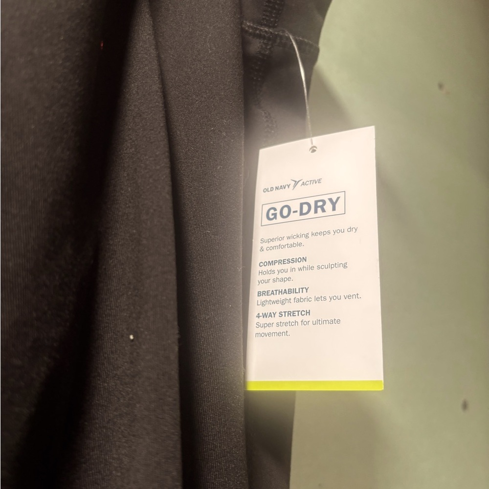 Old Navy Black Leggings - Picture 3 of 4